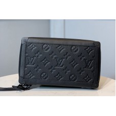 Louis Vuitton M68986 Soft Trunk Clutch in Black Taurillon Monogram leather Louis Vuitton M68986 Soft Trunk Clutch in Black Taurillon Monogram leather