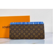 Louis Vuitton M69700 Brazza wallet in Monogram Canvas and cowhide leather