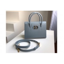 Christian Dior Mior Medium St Honoré tote bag in Cloud Blue Grained Calfskin Christian Dior Mior Medium St Honoré tote bag in Cloud Blue Grained Calfskin