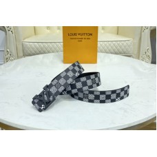 Louis Vuitton MP289V Anagram 40mm reversible belt in Black/White Distorted Damier canvas With Black Buckle Louis Vuitton MP289V Anagram 40mm reversible belt in Black/White Distorted Damier canvas With Black Buckle