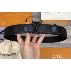 Louis Vuitton MP314T Initials 40mm reversible belt in Damier Graphite With Black Buckle Louis Vuitton MP314T Initials 40mm reversible belt in Damier Graphite With Black Buckle