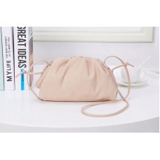 Bottega Veneta The Pouch s Cream Butter Calf Leather Bottega Veneta The Pouch s Cream Butter Calf Leather