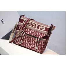 Dior Mblique Diorcamp Messenger bag in burgundy Dior Oblique embroidered canvas Dior Mblique Diorcamp Messenger bag in burgundy Dior Oblique embroidered canvas