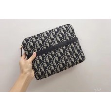 DIOR OBLIQUE POUCH in blue Dior Oblique jacquard canvas DIOR OBLIQUE POUCH in blue Dior Oblique jacquard canvas